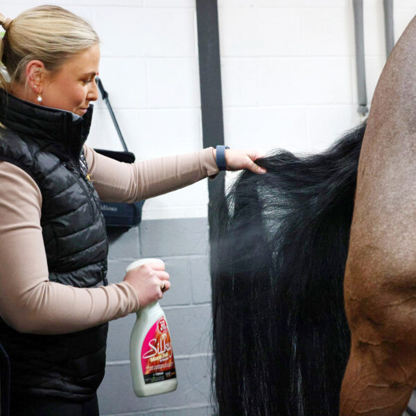 NAF Silky Langhaarspray  Nachfüllkanister 2,5L – Bild 3